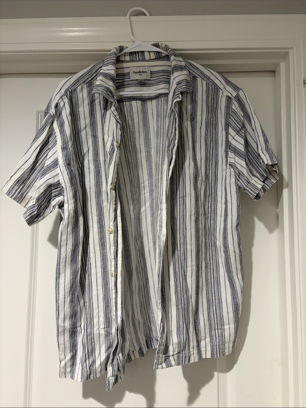 Goodfellow & Co Men’s Short Sleeve Striped Button-Up Shirt